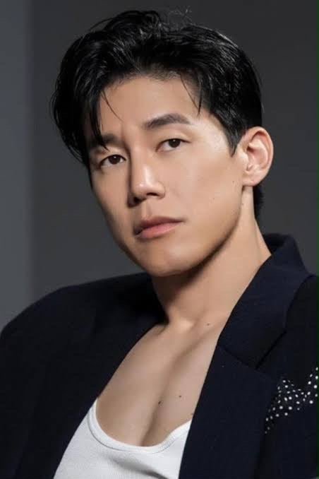 KIM MOO-YUL